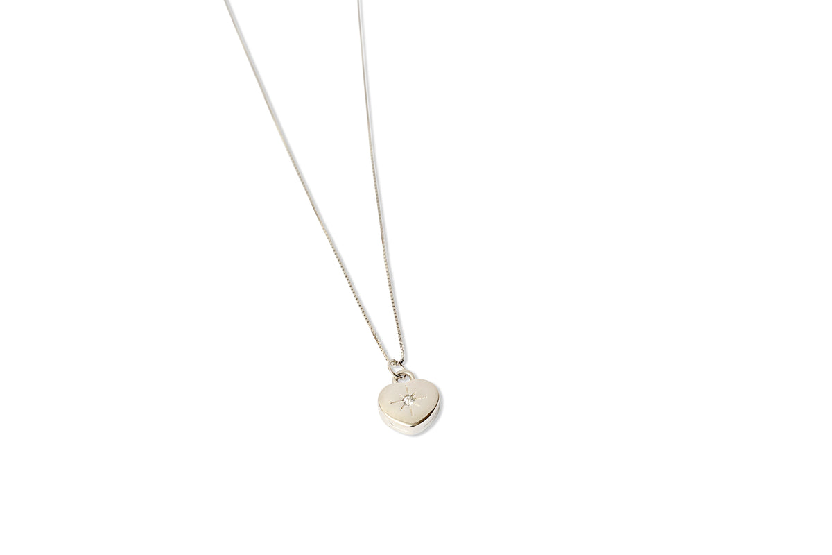 Love is Precious - Heart Necklace in White Gold - Hermann Gourmet Cosmetics