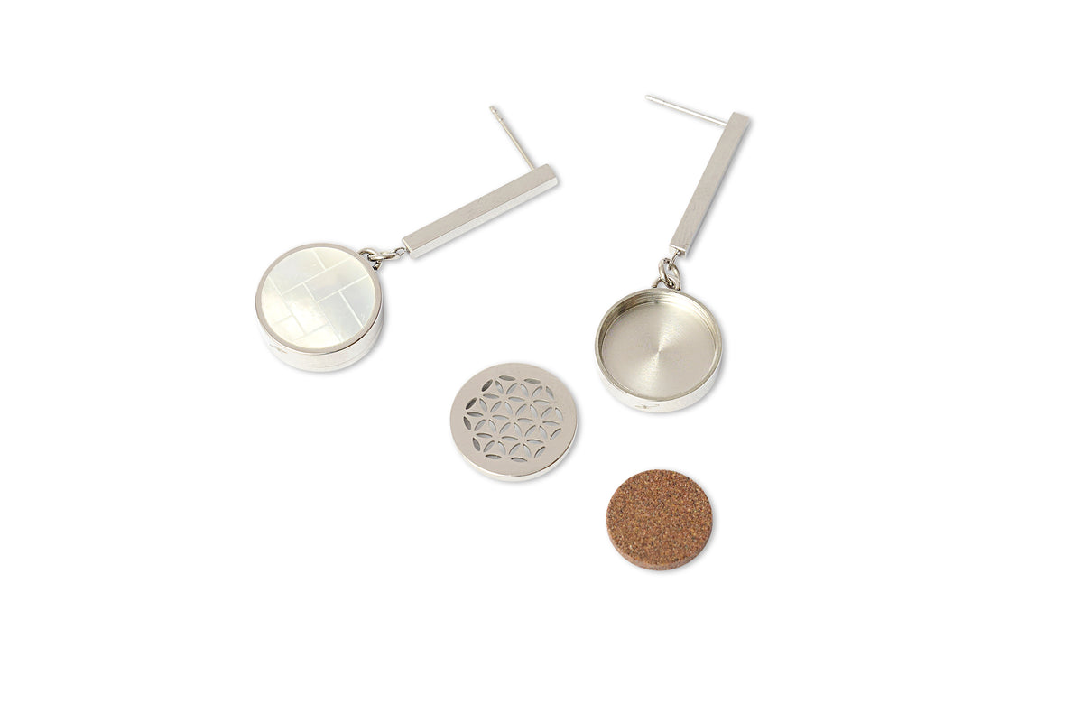 Love is Precious - Earrings in White Gold - Hermann Gourmet Cosmetics